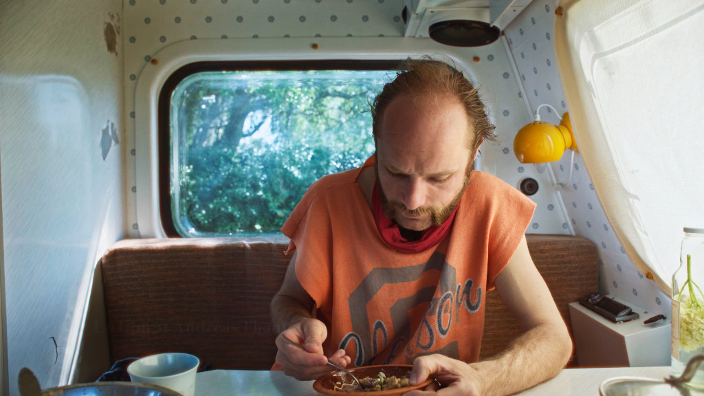 Anker Bygger en Kiste